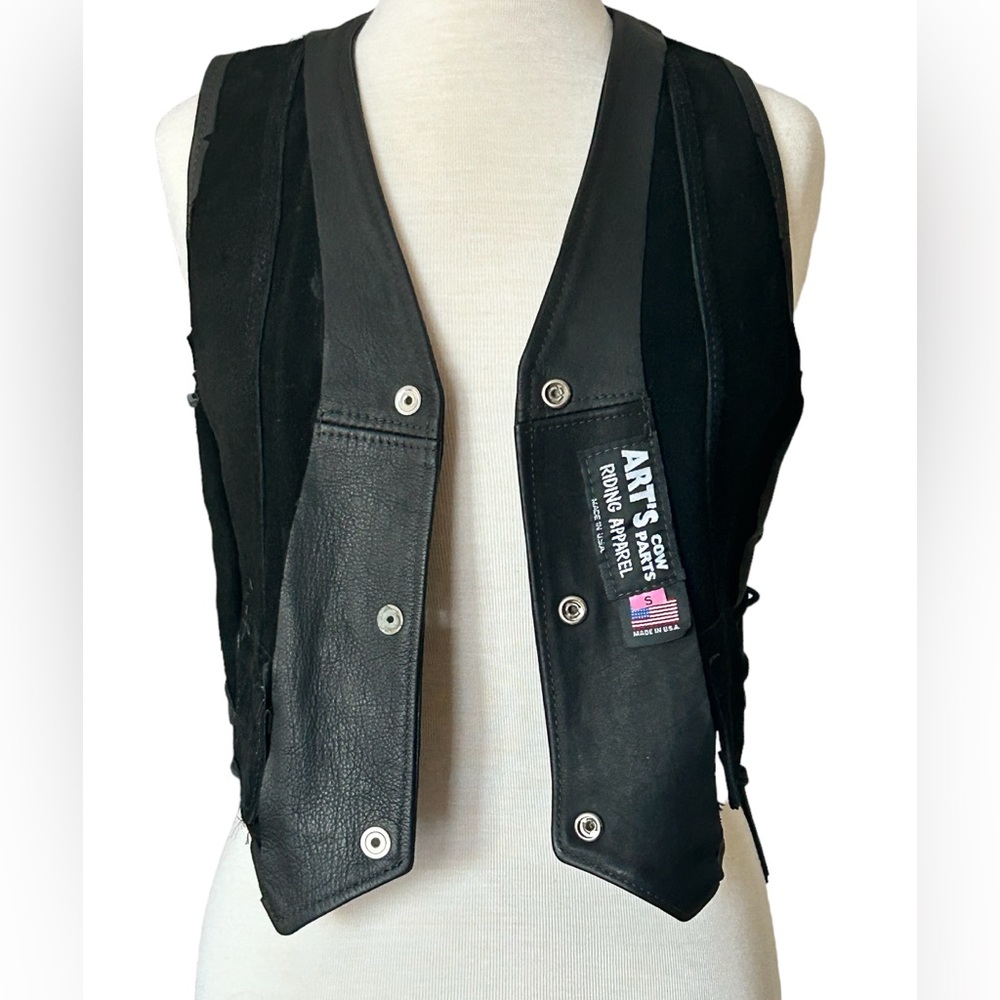 Art’s Riding Apparel Ladies Buffalo Nickel Leather Vest, Adjust Made in America - Picture 6 of 8